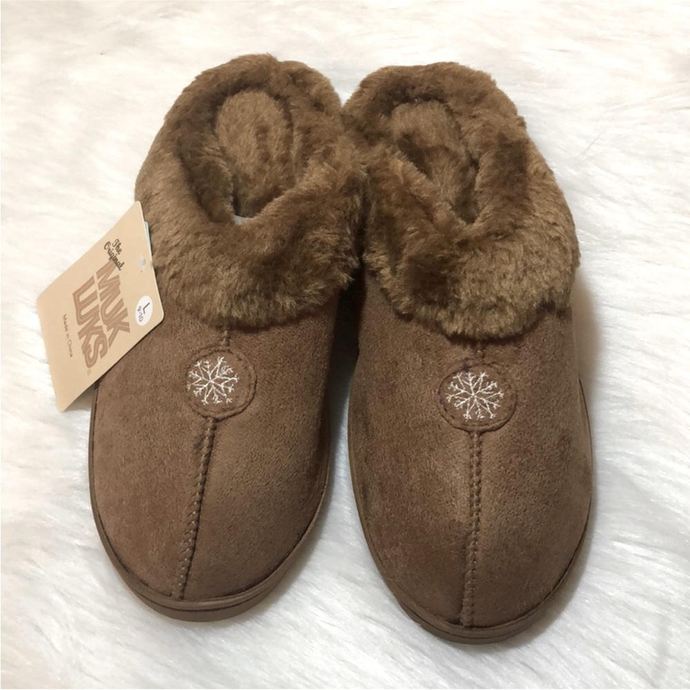 The Original Muk Luk Slippers - Picture 4 of 6